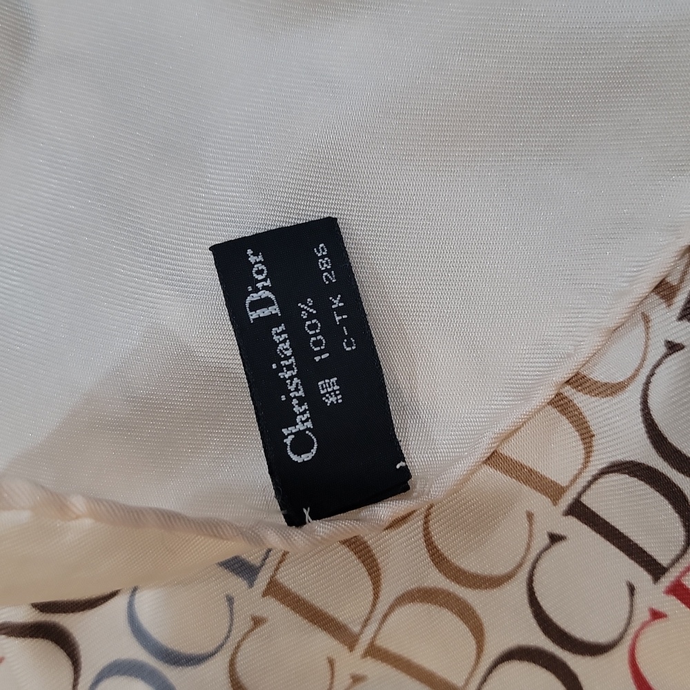 Authentic Dior silk scarf - Picture 6 of 7